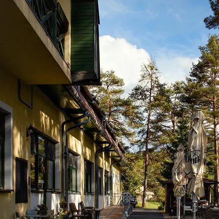 B&B Apat Panzio Es Hajdina Etterem 2*