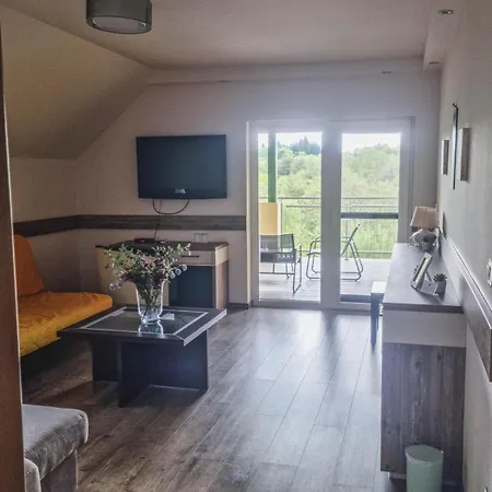 Apat Panzio Es Hajdina Etterem Apátistvánfalva