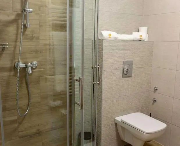 B&B Apat Panzio Es Hajdina Etterem Apátistvánfalva